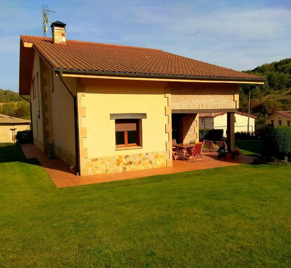 Holiday home El Chalet Del Golf Urturi